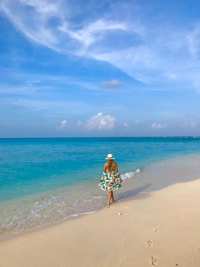 Отель Thundi Sea View Фулидхоо Экстерьер фото